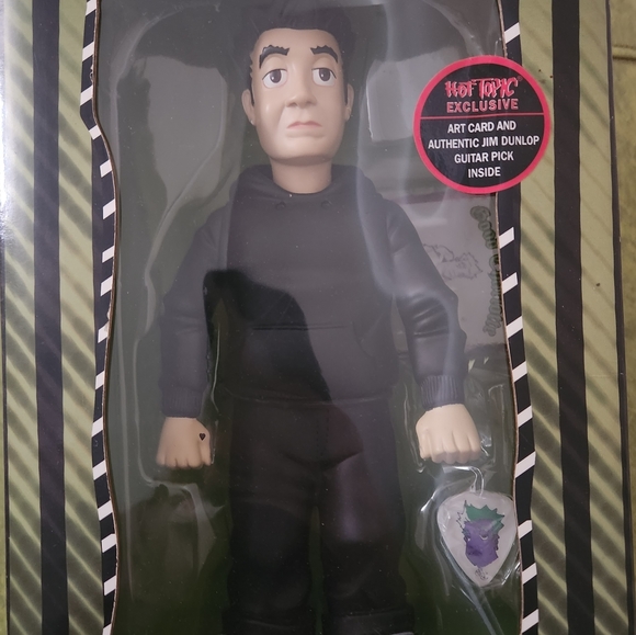 Good Charlotte Paul Action Figure Doll  Punk Music Vinyl Toy With Guitar Pick - Picture 1 of 4